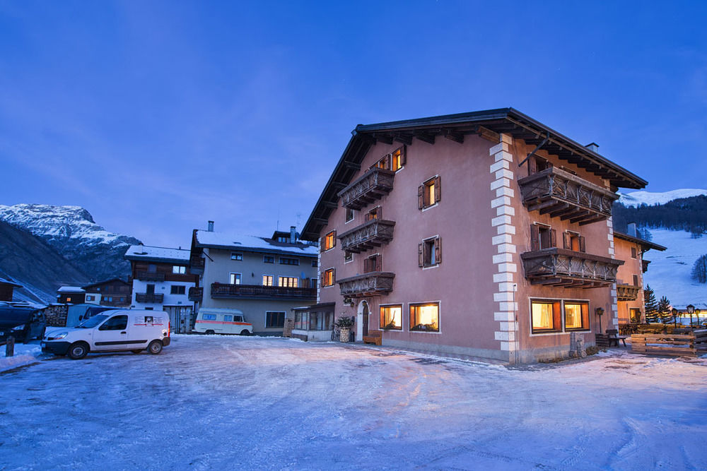 Hotel Adele Ливиньо Екстериор снимка